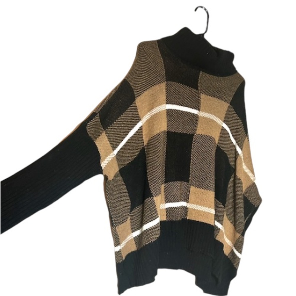 Plaid Black and Brown Turtleneck Sweater for Fall and winter